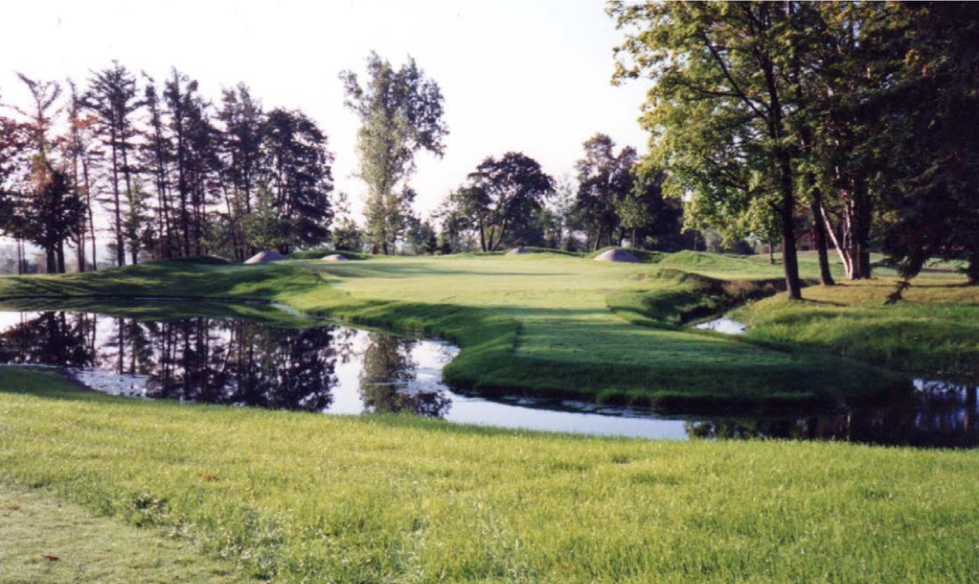 Black-and-white photograph of the old eighteenth hole